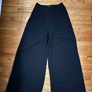 Potters Pot wide-leg pants with button details and side invisible zipper